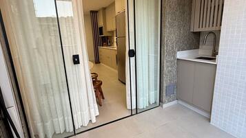 Apartament Deluxe, vistes a la platja | Balcó