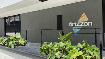 Fachada de la propiedad