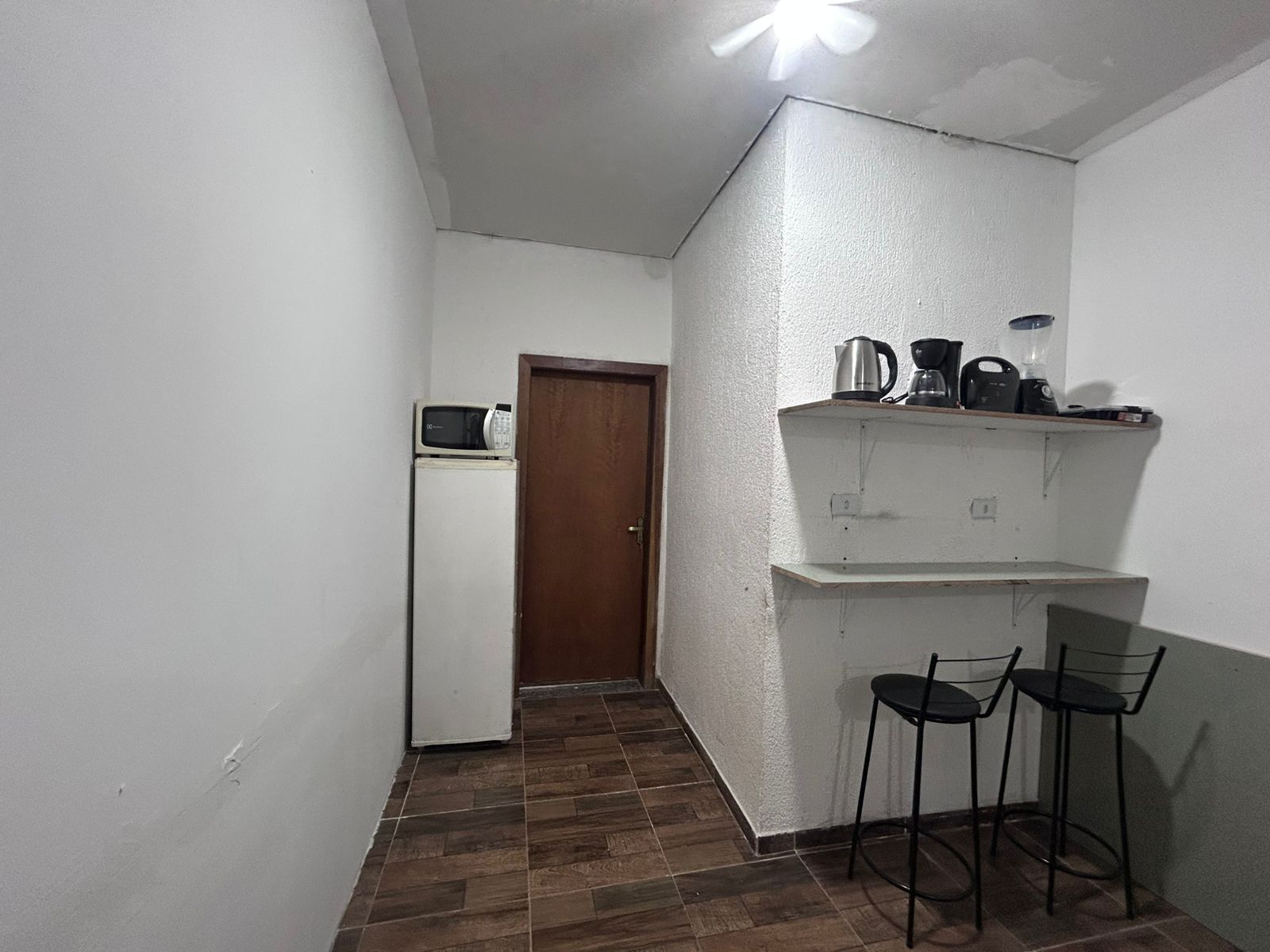 Basic Studio | Free WiFi