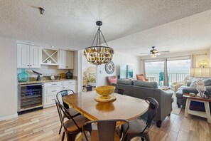 Interior - Spacious beachfront condo with lovely Gulf views, balcony, heated pool & AC (Indian Shores)