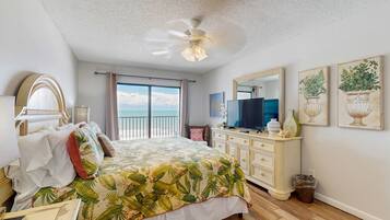 3 chambres, lit de bébé portatif, Wi-Fi, literie fournie