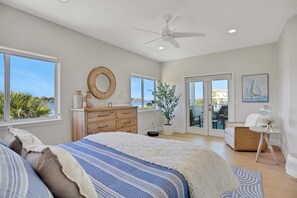 5 habitaciones, escritorio, tabla de planchar con plancha y wifi 
