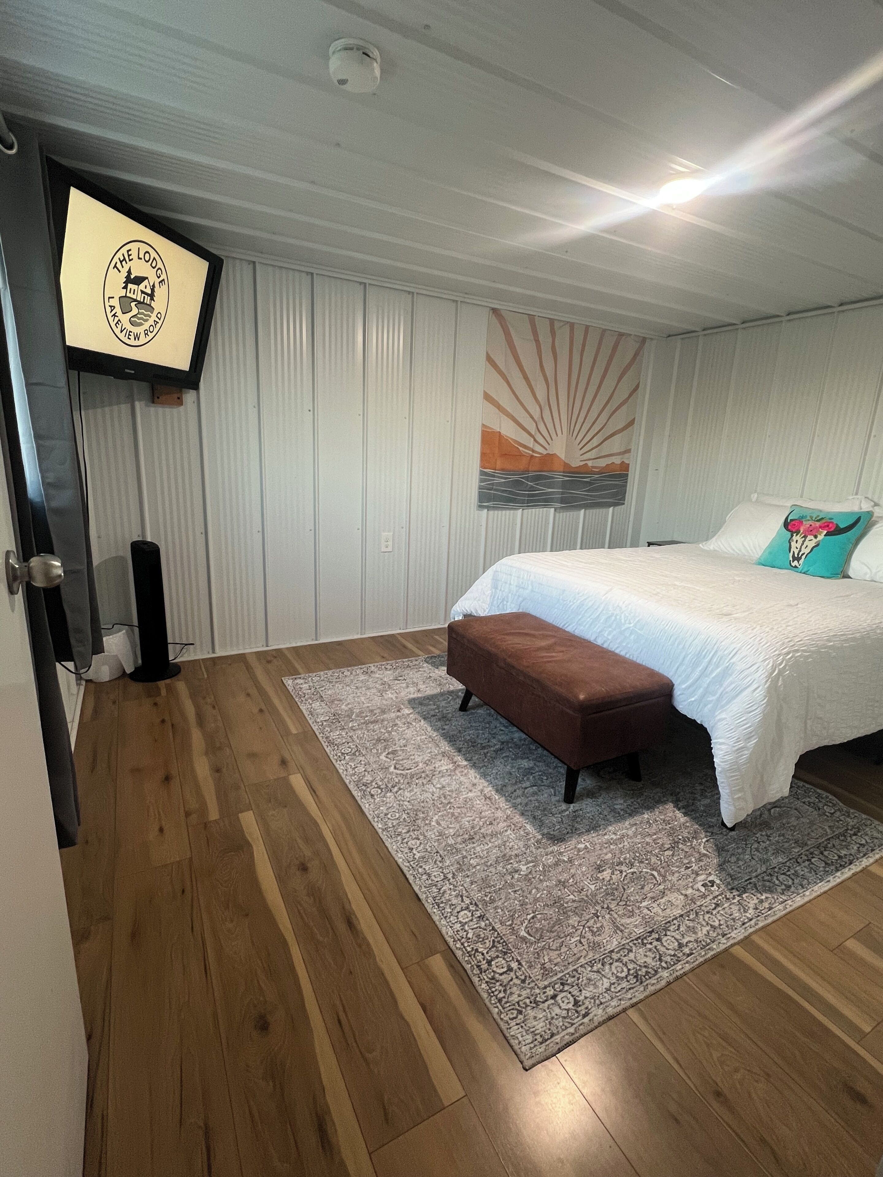 2 bedrooms, WiFi, bed sheets, wheelchair access