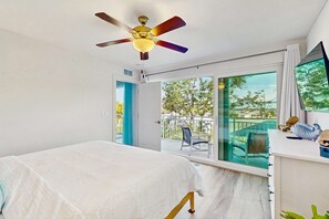 3 habitaciones, tabla de planchar con plancha, cuna de viaje y wifi 