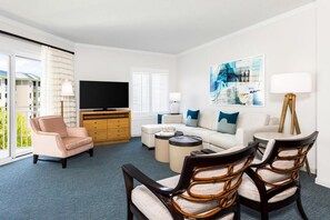 Villa, 3 Bedrooms, Kitchen, Garden View | Living area