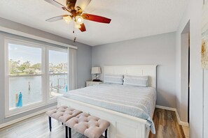 2 bedrooms, WiFi, bed sheets