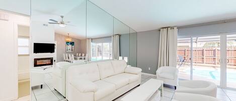 TV, fireplace, offices