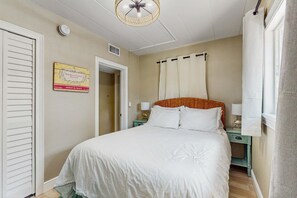 1 chambre, fer et planche à repasser, Wi-Fi, draps fournis