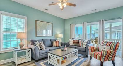 Lovely Tybee Condo Close to Beach