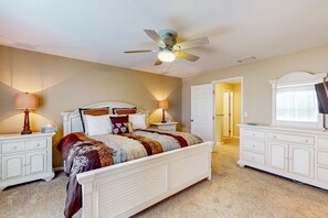 3 bedrooms, desk, iron/ironing board, WiFi