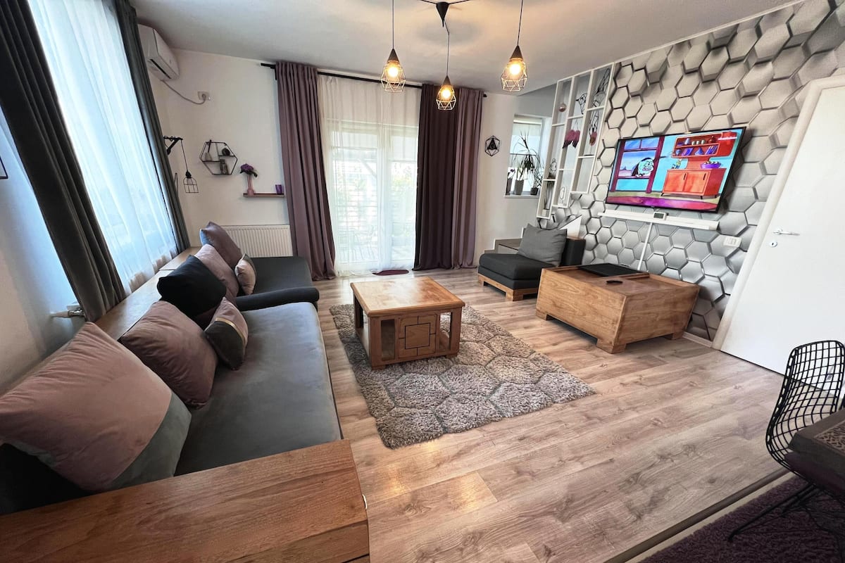 Family Villa, Courtyard View | Living area