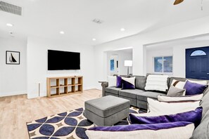 تلفزيون، كُتُب