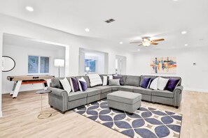 تلفزيون، كُتُب