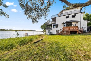 Exterior - Sprawling river view estate with game room dock kayaks grill and fishing gear (Tampa)