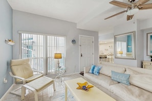 TV, peis og kontorer