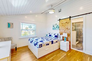 5 عدّة غرف نوم ومكتب وواي فاي وملاءات أسرّة