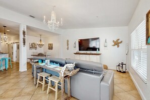 Televisio, DVD-soitin, työhuone