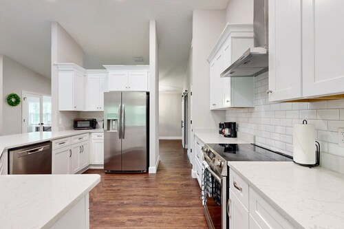 Spacious new home on preserve like setting WD AC Wifi