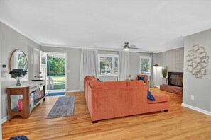 تلفزيون ذكي