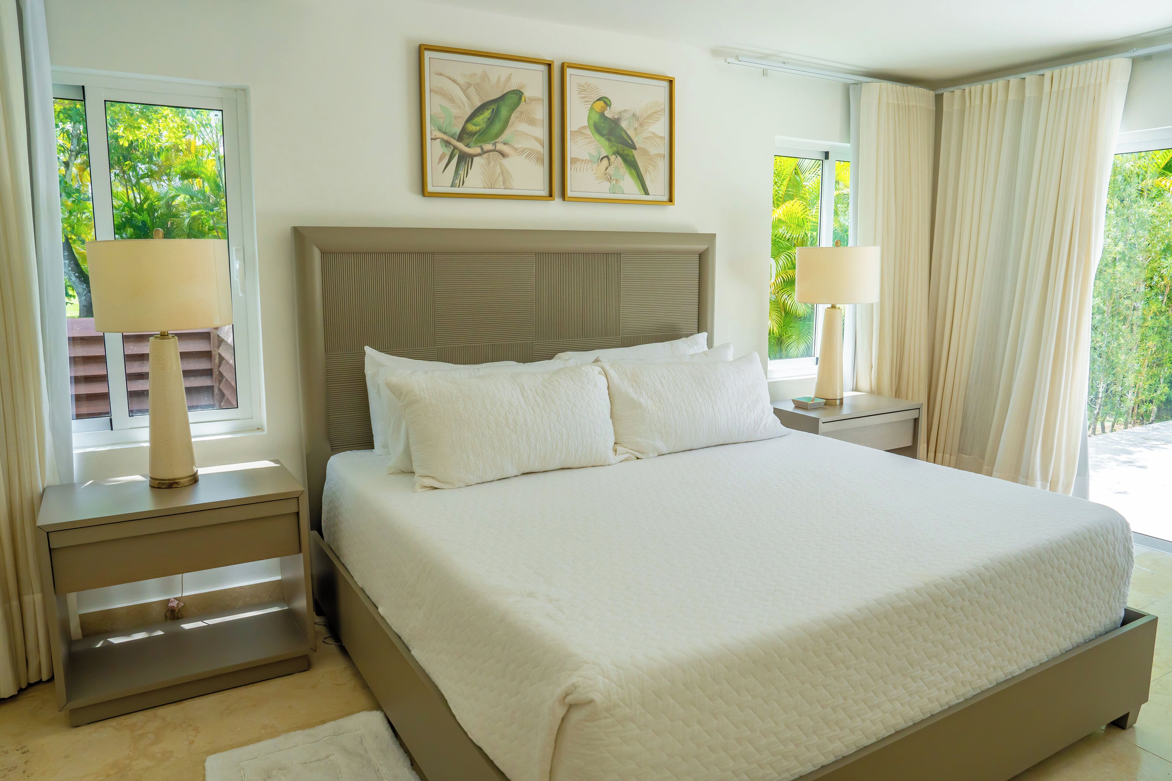 2 habitaciones, tabla de planchar con plancha y wifi gratis 