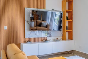 TV