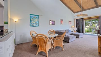 Condo, 2 Queen Beds (Kksr#6301 Ocean/Golf Course Views, To) | Living area