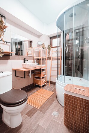 Shower, hair dryer, towels, soap - Green Stay - Palas Campus by SevenStone (Iași)