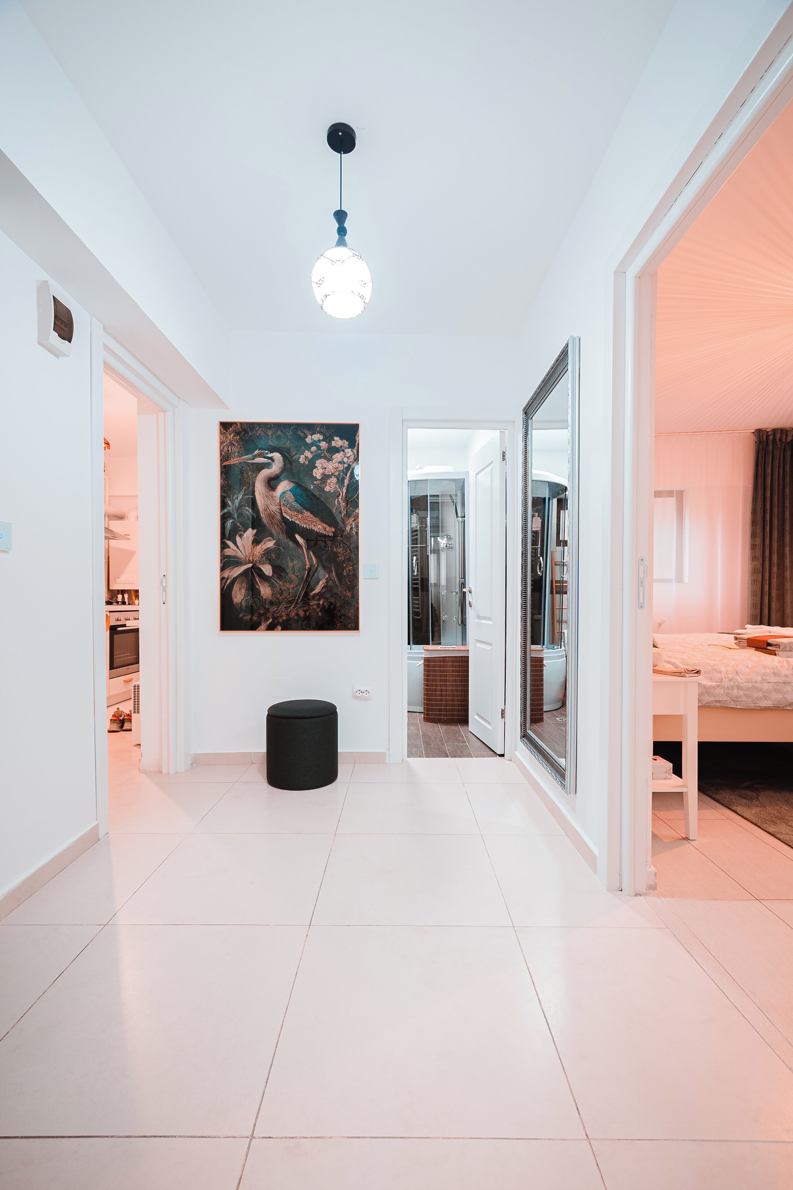 1 多间卧室、熨斗/熨衣板、WiFi、床单