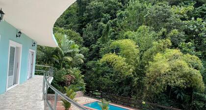 Torraille Waterfall Villas