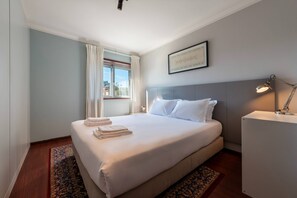 2 bedrooms, Internet, bed sheets - The Porto Wine Cellars Penthouse (Vila Nova de Gaia)