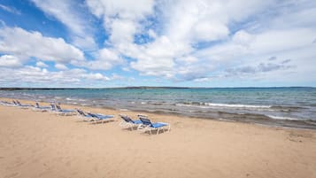 Beach nearby, beach towels