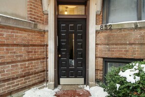 ด้านหน้าที�่พัก