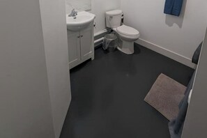 Handtücher, Seife, Toilettenpapier