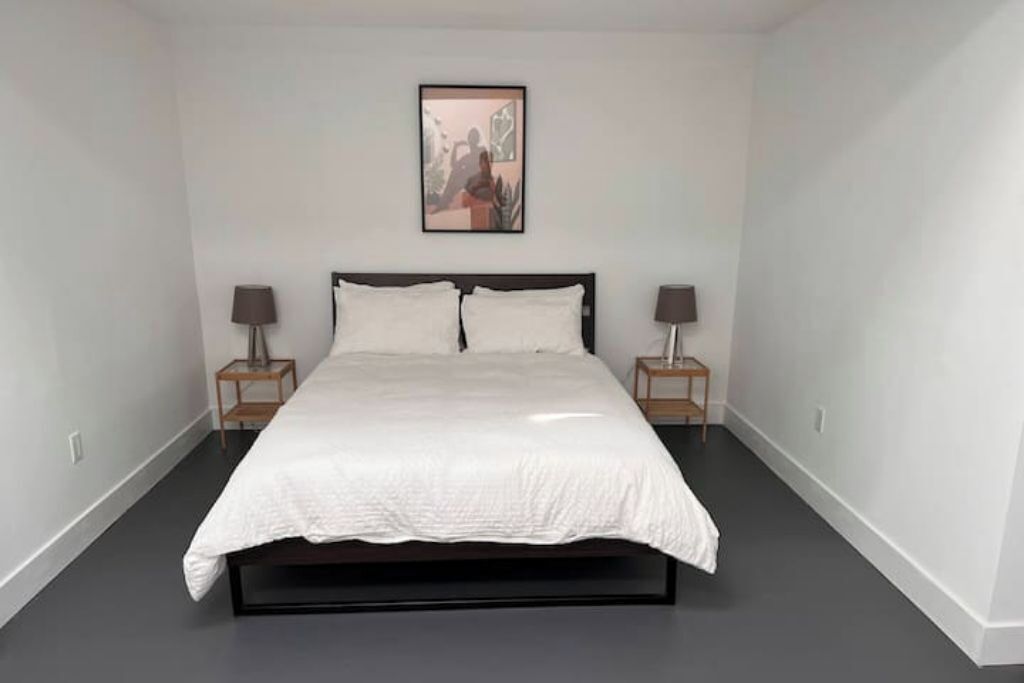 1 chambre, fer et planche à repasser, Wi-Fi, draps fournis