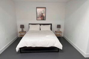 1 soverom, strykejern/-brett, wi-fi og sengetøy