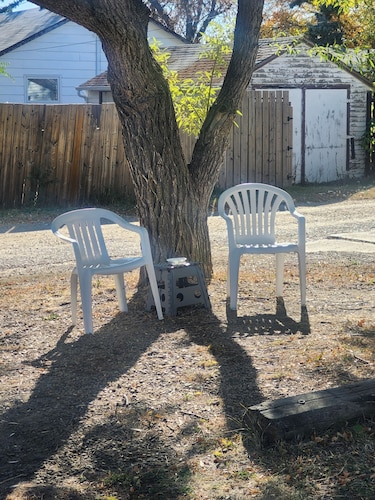 Town-in-Country Suite in Hanna