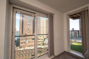 Interior - Sunny Westside Two 2BR Flat with City View (West Midlands)