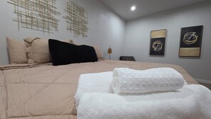 3 Schlafzimmer, Bügeleisen/Bügelbrett, kostenloses WLAN, Bettwäsche