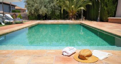 Villa 28 de Julio Cúllar Vega by Ruralidays