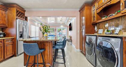Little havana heartbeat home-pool & fun