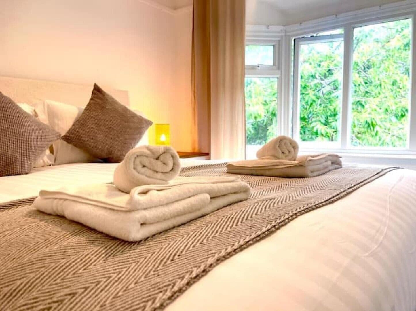 3 slaapkamers, een strijkplank/strijkijzer, wifi, beddengoed