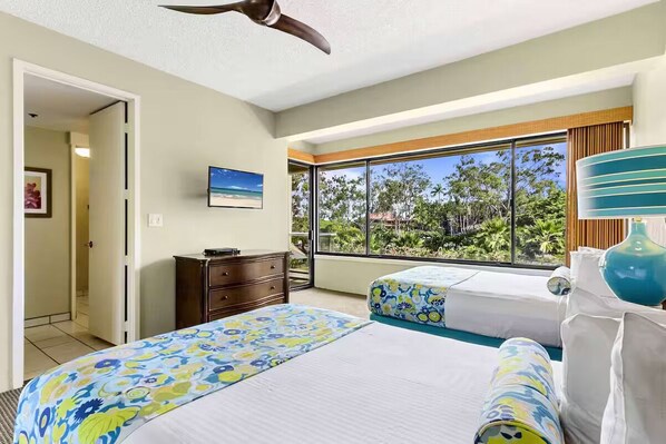 Iron/ironing board, internet, bed sheets