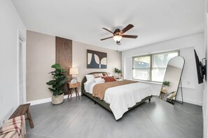 4 quartos, ferros/tábuas de passar roupa, Wi-Fi, roupa de cama