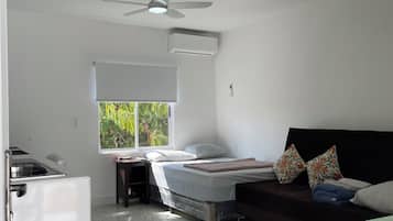 2 bedrooms, iron/ironing board, WiFi, bed sheets