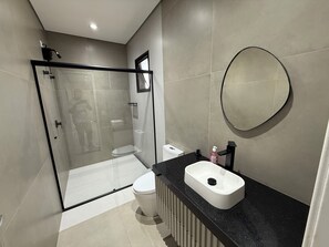 Dusche, Toilettenpapier