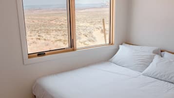 Cabaña Deluxe, patio, vista al desierto | Escritorio, espacio para trabajar con laptop y wifi gratis