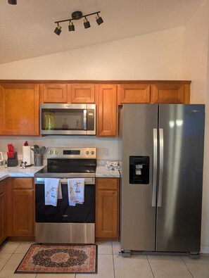 Microwave, oven, stovetop, dishwasher