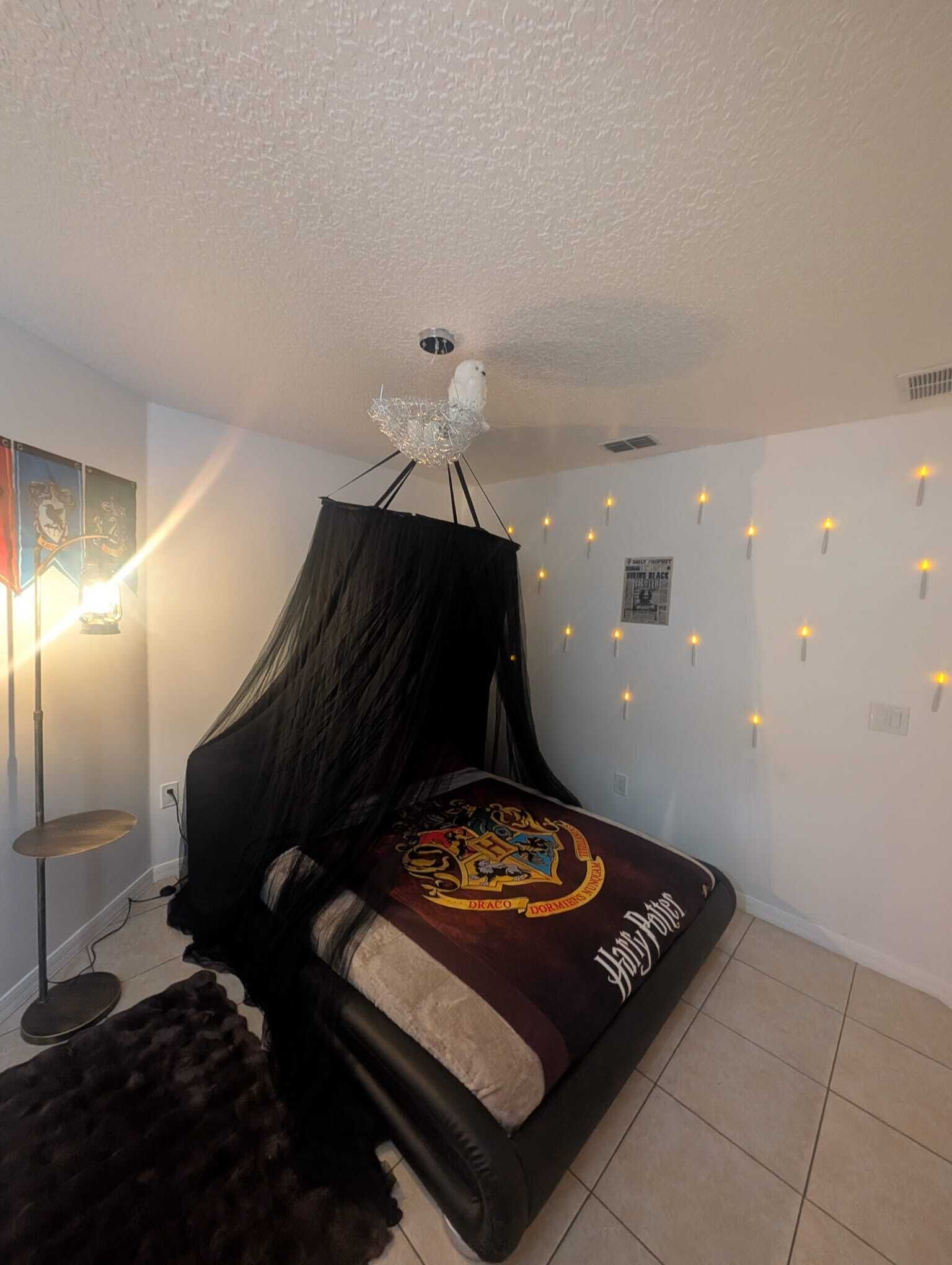 4 bedrooms, internet, bed sheets