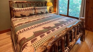 4 bedrooms, in-room safe, desk, iron/ironing board - The Lake George Near House – Lake George Village (Lake George)