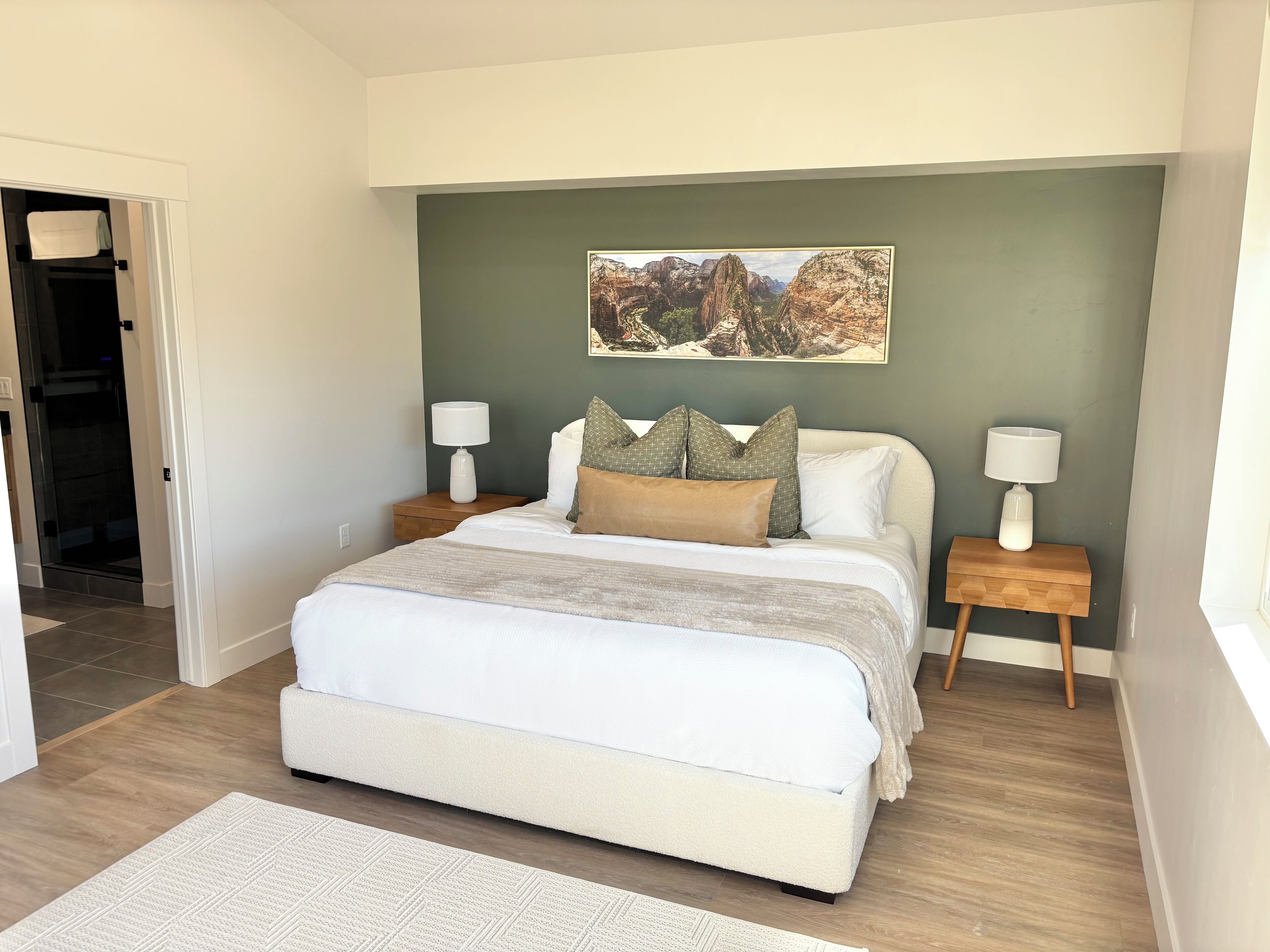 3 slaapkamers, reisbedje, gratis wifi, beddengoed